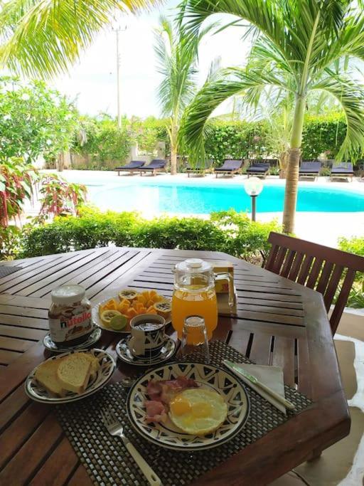Twiga House Resort Piscina ☆☆☆☆☆ Pearl Beach 와타무 외부 사진